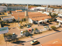 Hospital Municipal de Valparaíso, localizado no Jardim Céu Azul, tem sido local de referência ao combate à Covid-19. (Foto: Divulgação)