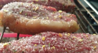 Hoje você tem um bom motivo para saborear uma carne suculenta, é o Dia do Churrasco!
