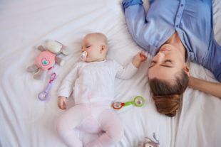 Escolha fraldas diferentes para cada fase do seu bebê e garanta seu desenvolvimento feliz