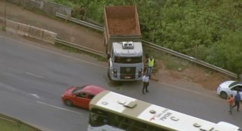 Sem-teto é preso após furtar caminhão em obra de túnel no DF e tentar fugir na contramão