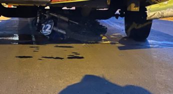 Criança é atropelada por ônibus enquanto pilotava minimoto em Goiânia