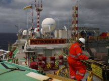 Petrobras assina acordo no pré-sal da Bacia de Santos