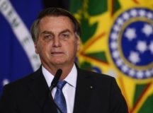 O presidente Jair Bolsonaro durante cerimônia de assinatura de acordo com os EUA para participar do Programa Lunar Nasa Artemis.