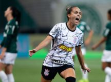 Corinthians sai na frente do Palmeiras na final do Brasileiro Feminino