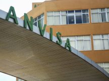 Fachada do edifício sede da Agência Nacional de Vigilância Sanitária (Anvisa).