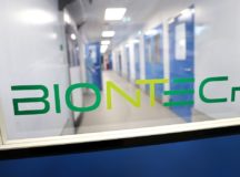 BioNTech começa a trabalhar em vacina para combater nova variante