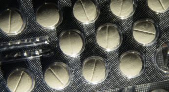 Mobilização alerta para riscos da automedicação com antibióticos