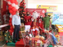 Chegada do Papai Noel marca o início da temporada natalina no Distrito Federal