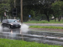 Motorista, redobre a condução segura no período das chuvas