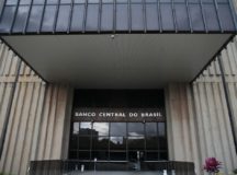 Edifício-sede do Banco Central no Setor Bancário Norte, em lote doado pela Prefeitura de Brasília, em outubro de 1967