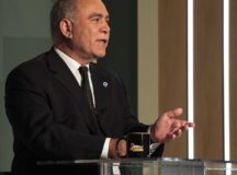 O ministro da Saúde, Marcelo Queiroga, participa do programa Sem Censura, na TV Brasil