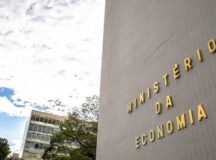 Ministério da Economia vai leiloar 45 veículos