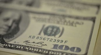 Dólar cai e mercados reagem à alta na inflação dos Estados Unidos