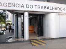 Agências do trabalhador têm vagas com salários de até R$ 3 mil