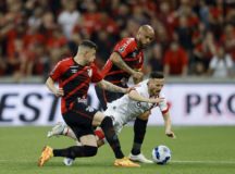 Jogando na Arena da Baixada, Athletico-PR empata com Estudiantes