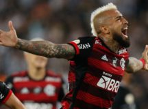 Flamengo vence Botafogo e retorna à vice-liderança do Brasileirão