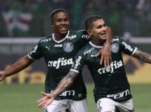 O jogador Dudu, da SE Palmeiras, comemora seu gol contra a equipe do Fortaleza EC, durante partida válida pela trigésima quinta rodada, do Campeonato Brasileiro, Série A, na arena Allianz Parque. (Foto: Cesar Greco)